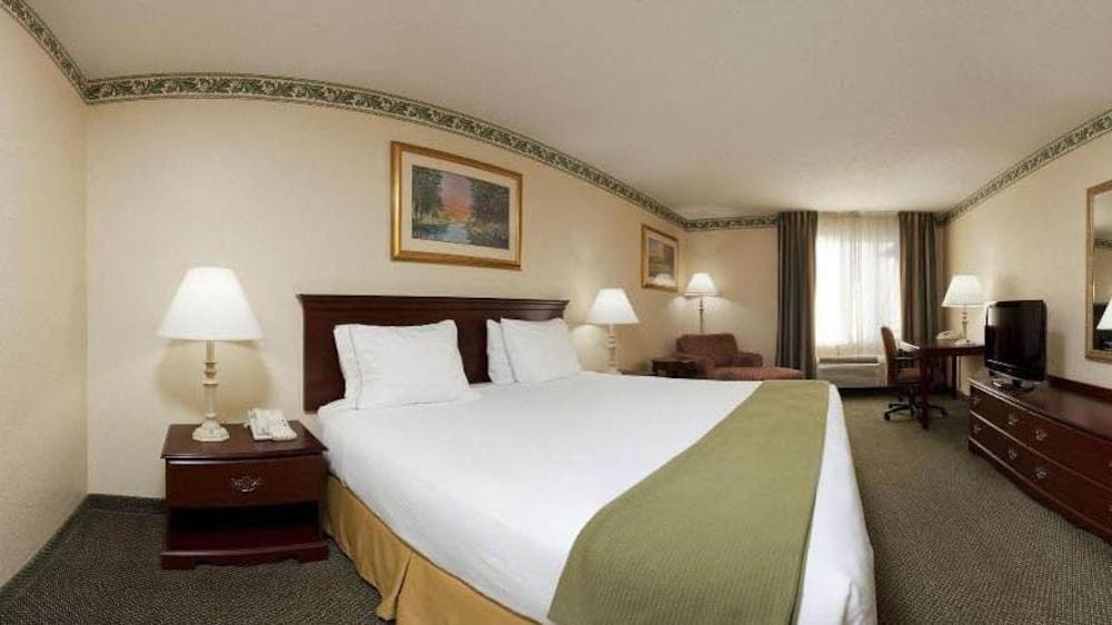 Best Western Kernersville Buitenkant foto